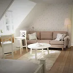 Jungshoved Præstegård