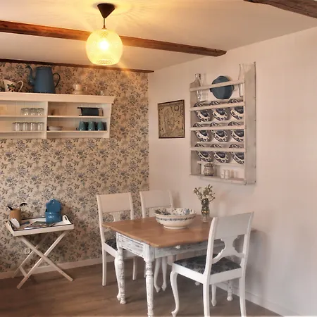 Bed & Breakfast Jungshoved Praestegard 3*