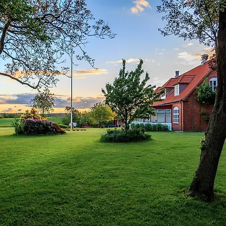 Jungshoved Præstegård 3*