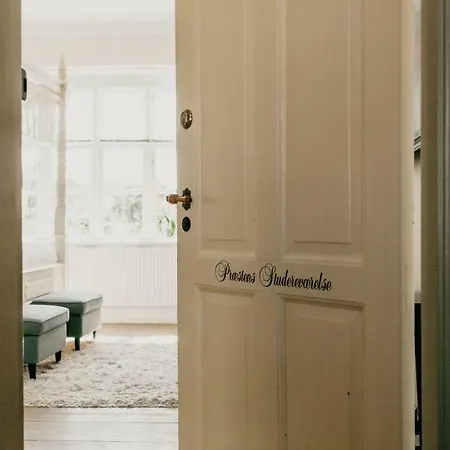 Bed & Breakfast Jungshoved Præstegård Præstø