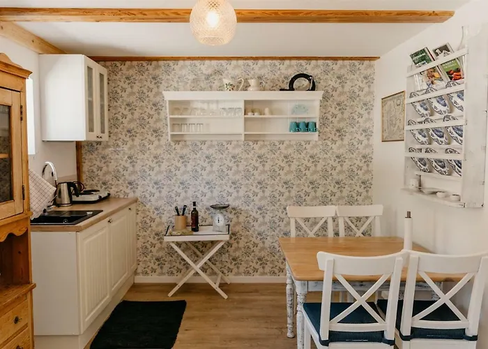 Jungshoved Praestegard Bed & Breakfast